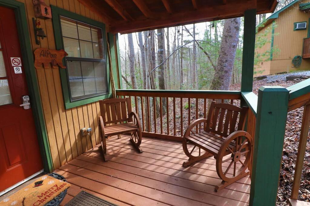 Mountain Cabin 2B Jacuzzi #10 Хелън Екстериор снимка